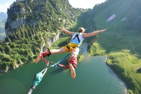 u球体育下载-温网转会风云：北京国安盯上锋线强援，伊藤美诚或成交易筹码